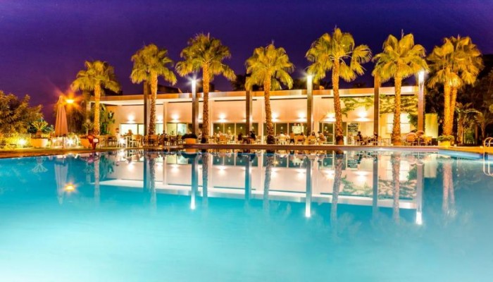 Poza pentru El Plantio Golf Resort 256-1478520331 El Plantio Golf Resort poza 1