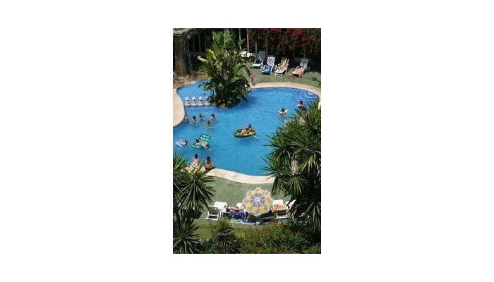 Hotel Residencial El Faro poza 2
