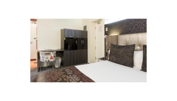 Hotel Petit Palace Museum poza 31