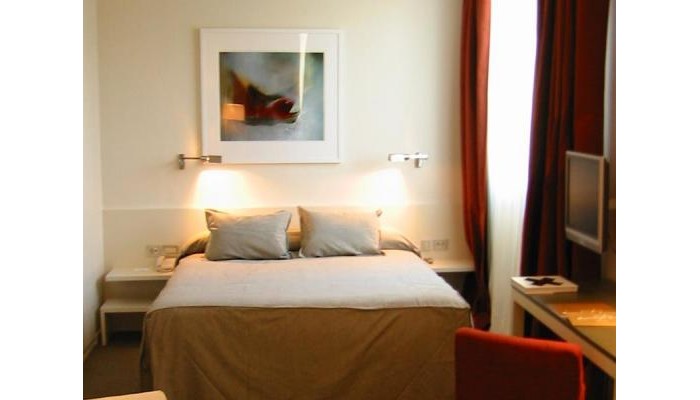 Amister Apartments poza 1