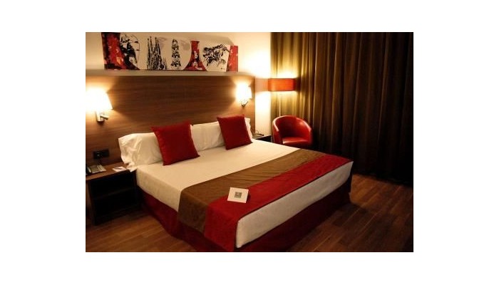 Hotel 4 Barcelona poza 3