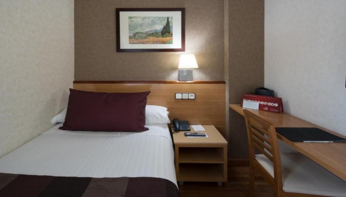 Hotel Catalonia Park Guell poza 28