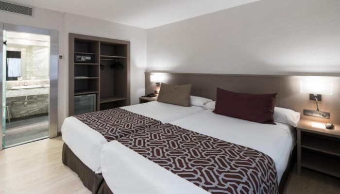 Hotel Catalonia Park Guell poza 21