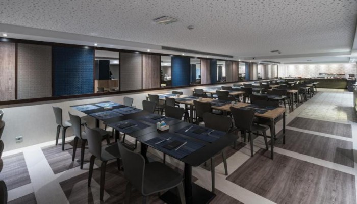 Hotel Catalonia Park Guell poza 41