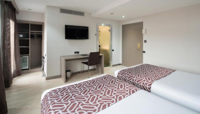 Hotel Catalonia Park Guell poza 14