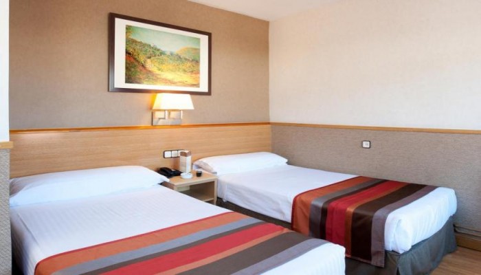 Hotel Catalonia Park Guell poza 30