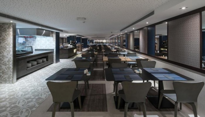 Hotel Catalonia Park Guell poza 40