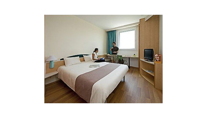 Hotel Ibis Barcelona Meridiana poza 5