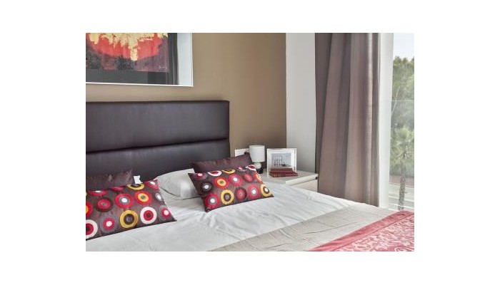 Mistral City Pool Apartments poza 1