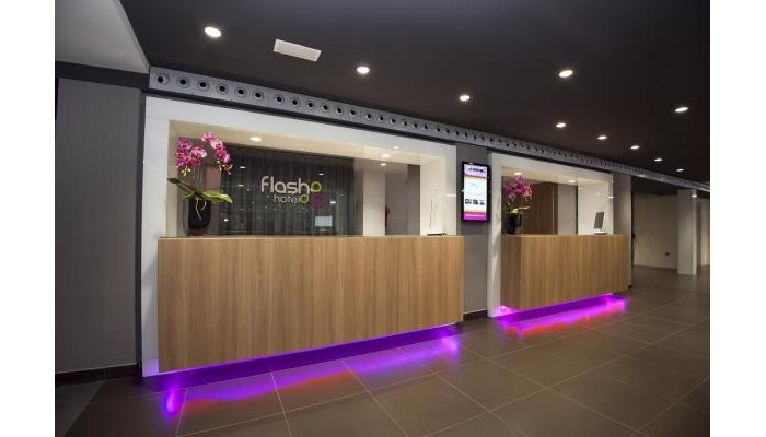 Flash Hotel- Adults Only poza 1