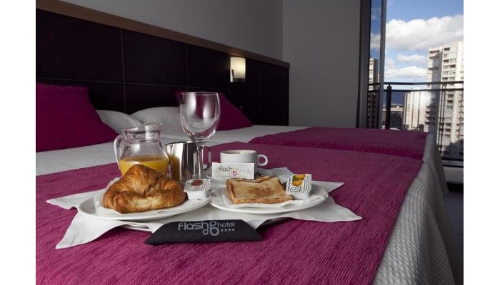 Flash Hotel- Adults Only poza 4