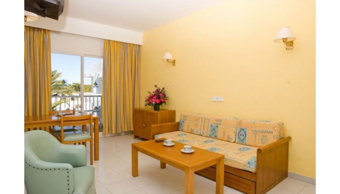 Gavimar Ariel Chico Hotel And Apartments poza 6