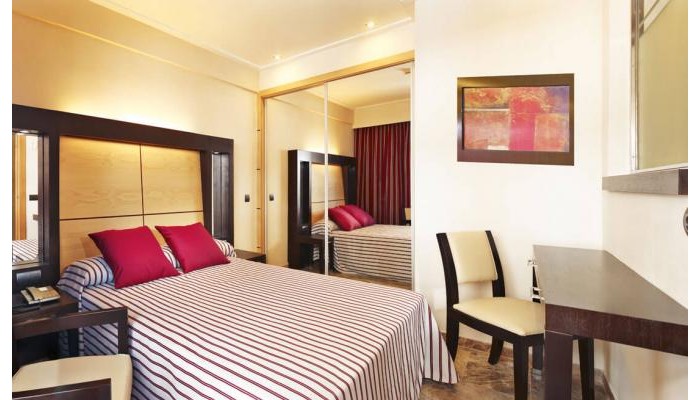 Hotel Mll Mediterranean Bay poza 2