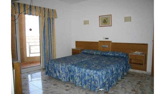 Hotel Hostal Carel poza 2