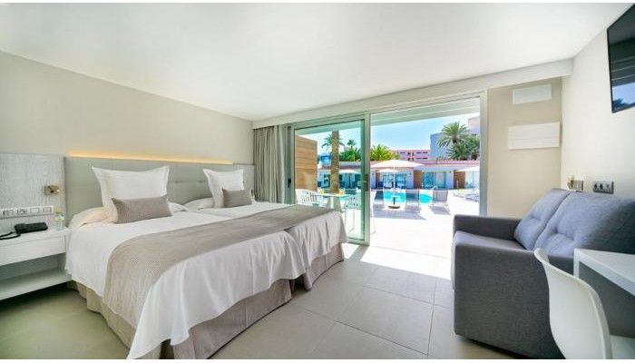 Sanom Beach Resort Hotel -adult Only- poza 6