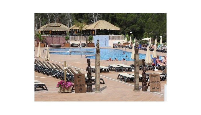 Invisa Hotel Club Cala Blanca poza 20