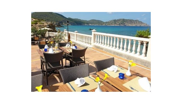 Invisa Hotel Club Cala Blanca poza 3