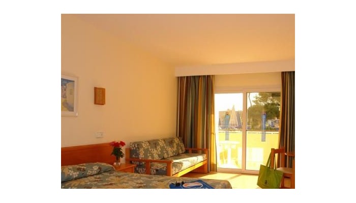 Invisa Hotel Club Cala Blanca poza 10