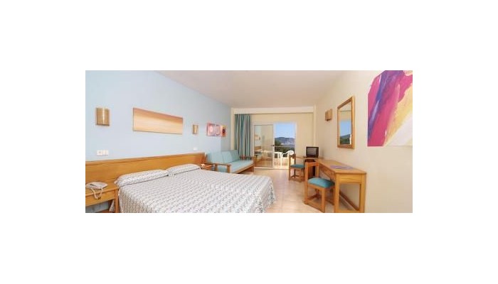 Invisa Hotel Club Cala Blanca poza 8