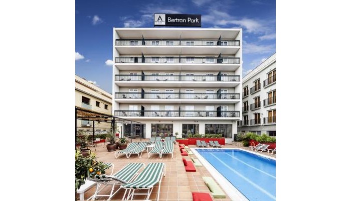 Aqua Hotel Bertran Park poza 0