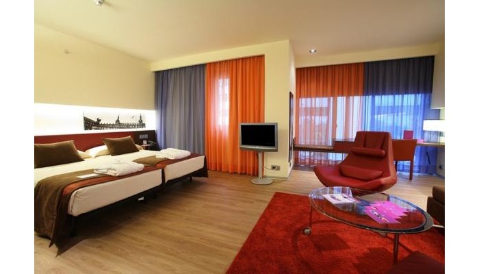 Ayre Gran Hotel Colon poza 7