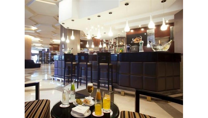Courtyard Marriott Madrid Princesa Hotel poza 3