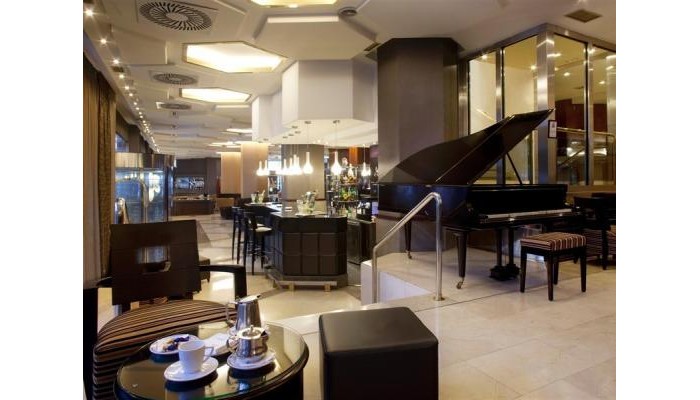 Courtyard Marriott Madrid Princesa Hotel poza 9