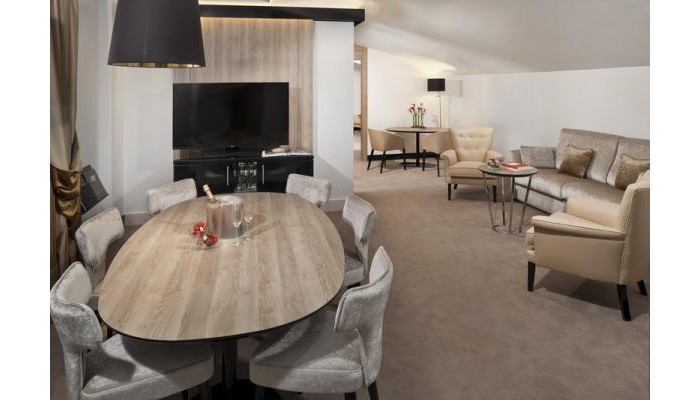 Hotel Gran Melia Palacio De Los Duques poza 0