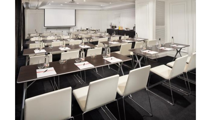 Hotel Gran Melia Palacio De Los poza 3