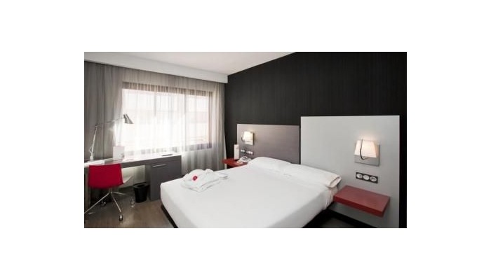 Hotel Ilunion Suites Madrid poza 5