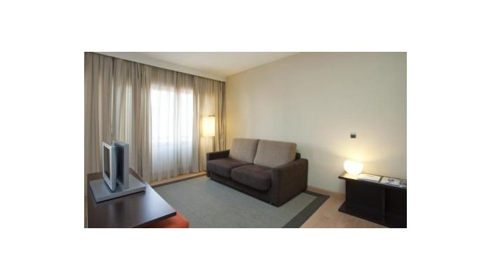 Hotel Ilunion Suites Madrid poza 18