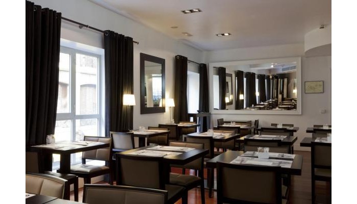 Hotel Quatro Puerta Del Sol poza 10