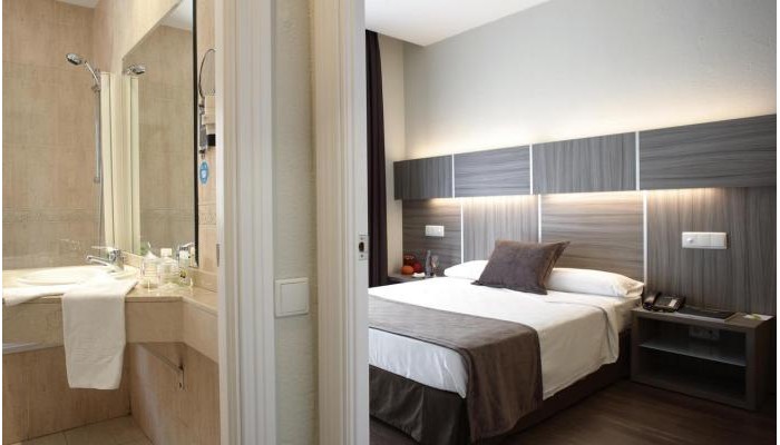 Hotel Serrano poza 3