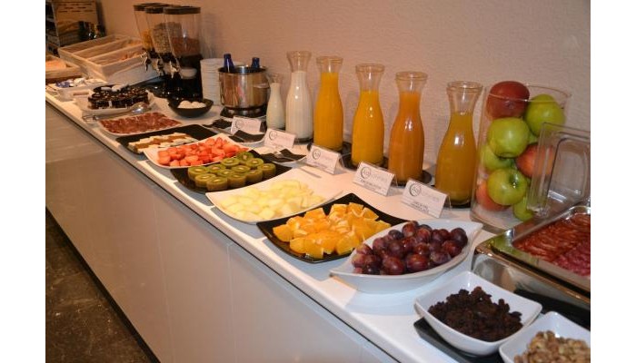 Hotel Serrano poza 4