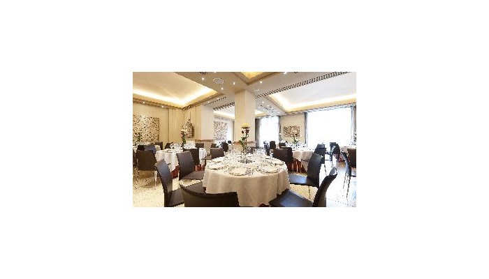 Villa Real Madrid poza 11