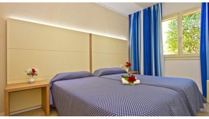 Aparthotel Flora poza 1