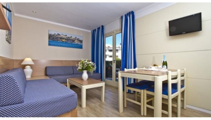 Aparthotel Flora poza 4