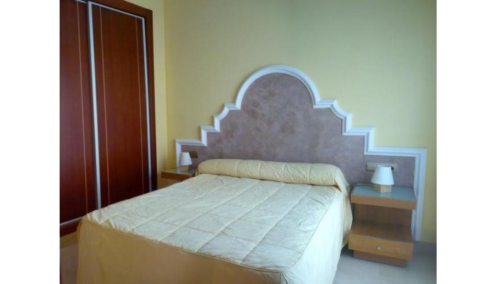 Hotel Apartamentos Suites Oficentro poza 3