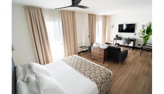 Hotel Fay Victoria Beach poza 12