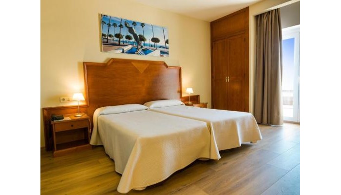 Hotel Monarque El Rodeo poza 2