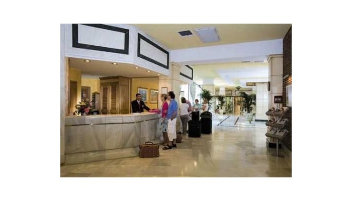 Hotel Riu Monica poza 1