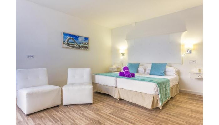 Hotel Fergus Style Cala Blanca Suites poza 12