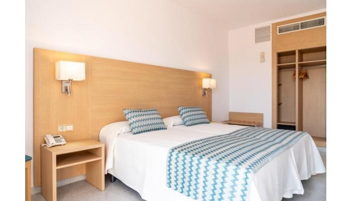 Hotel Riutort poza 15