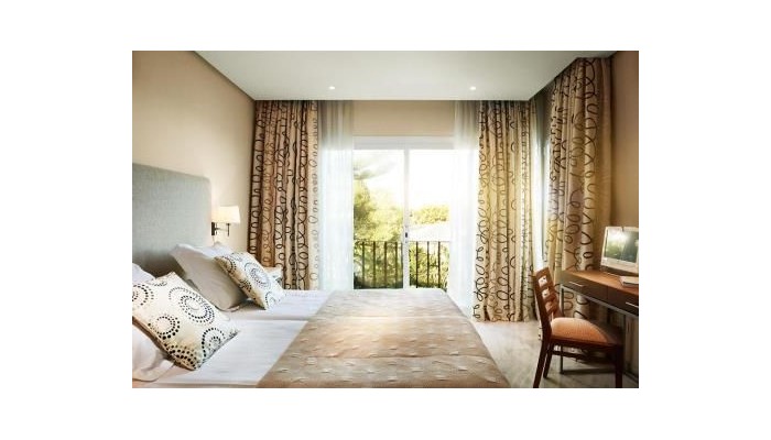 Puente Romano Beach Resort & Spa poza 7