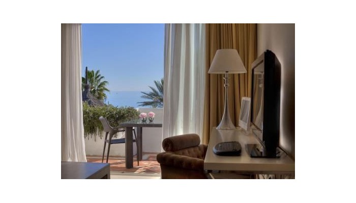 Puente Romano Beach Resort & Spa poza 13