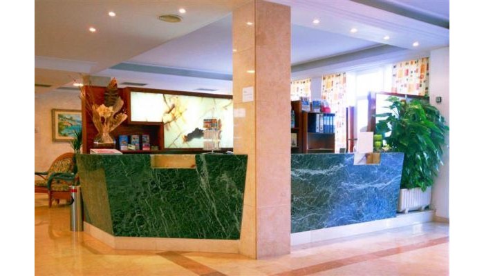 El Lago Apartments poza 4