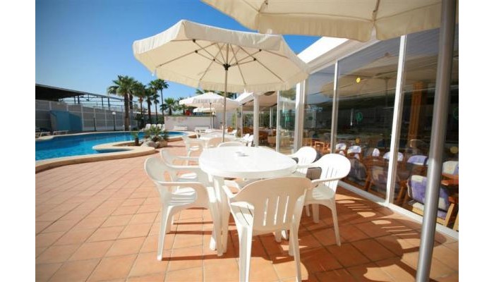 El Lago Apartments poza 3