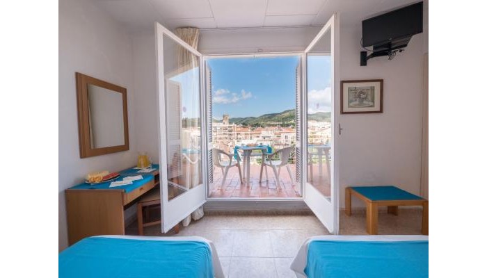 Hotel Checkin Pineda poza 3