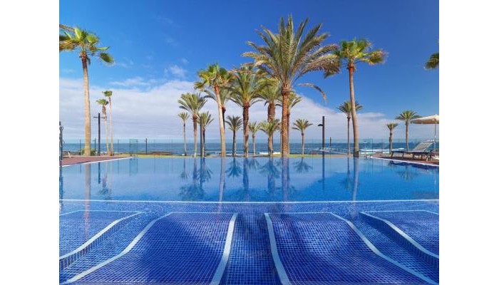 Hotel H10 Conquistador poza 13