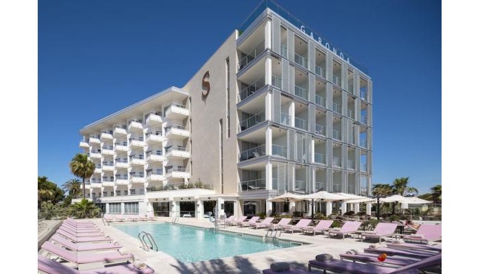 Pure Salt Garonda Hotel poza 0